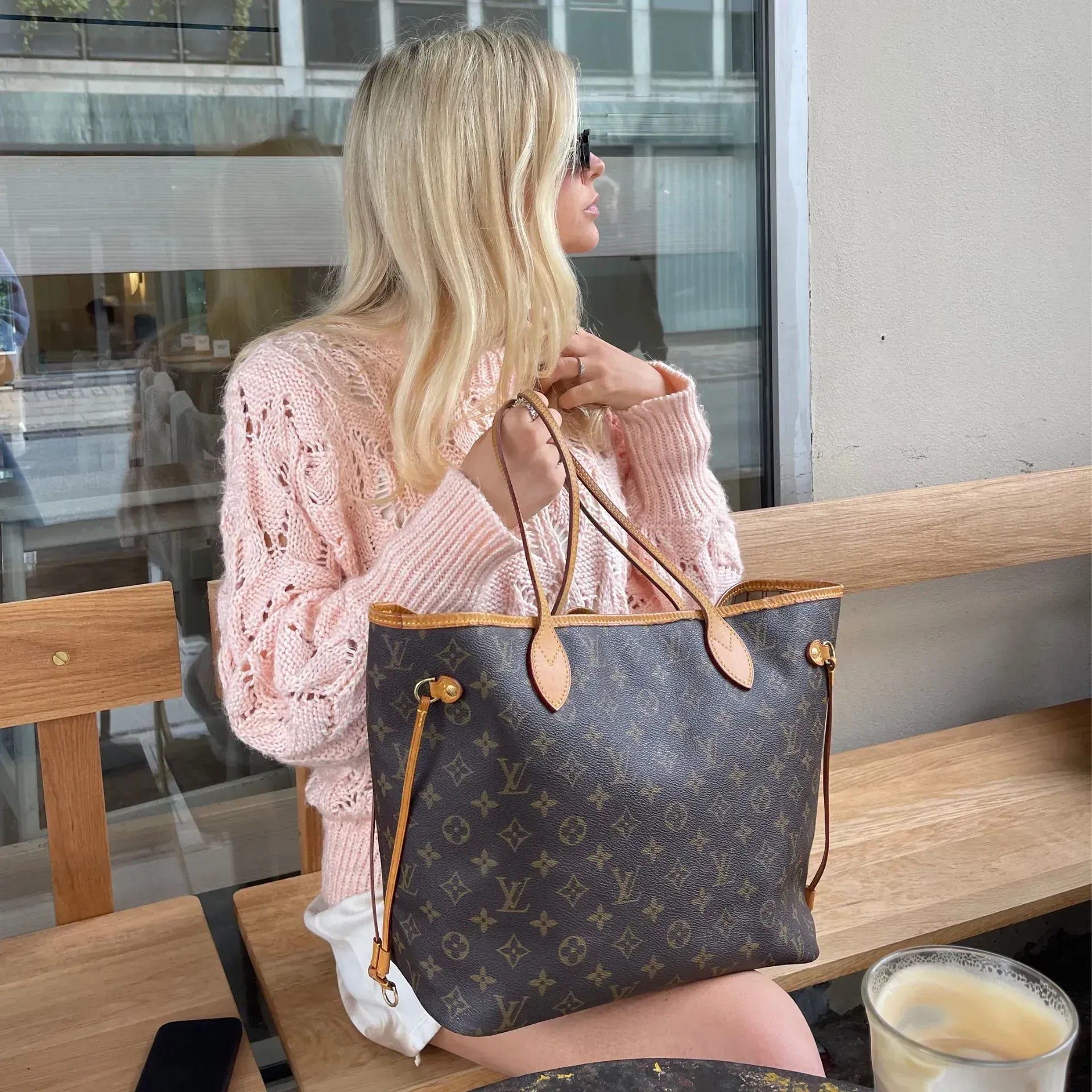 Louis Vuitton Neverfull Tote